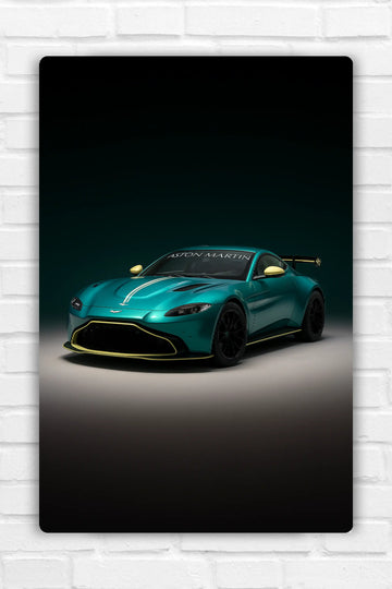 Aston Martin Vantage GT4.