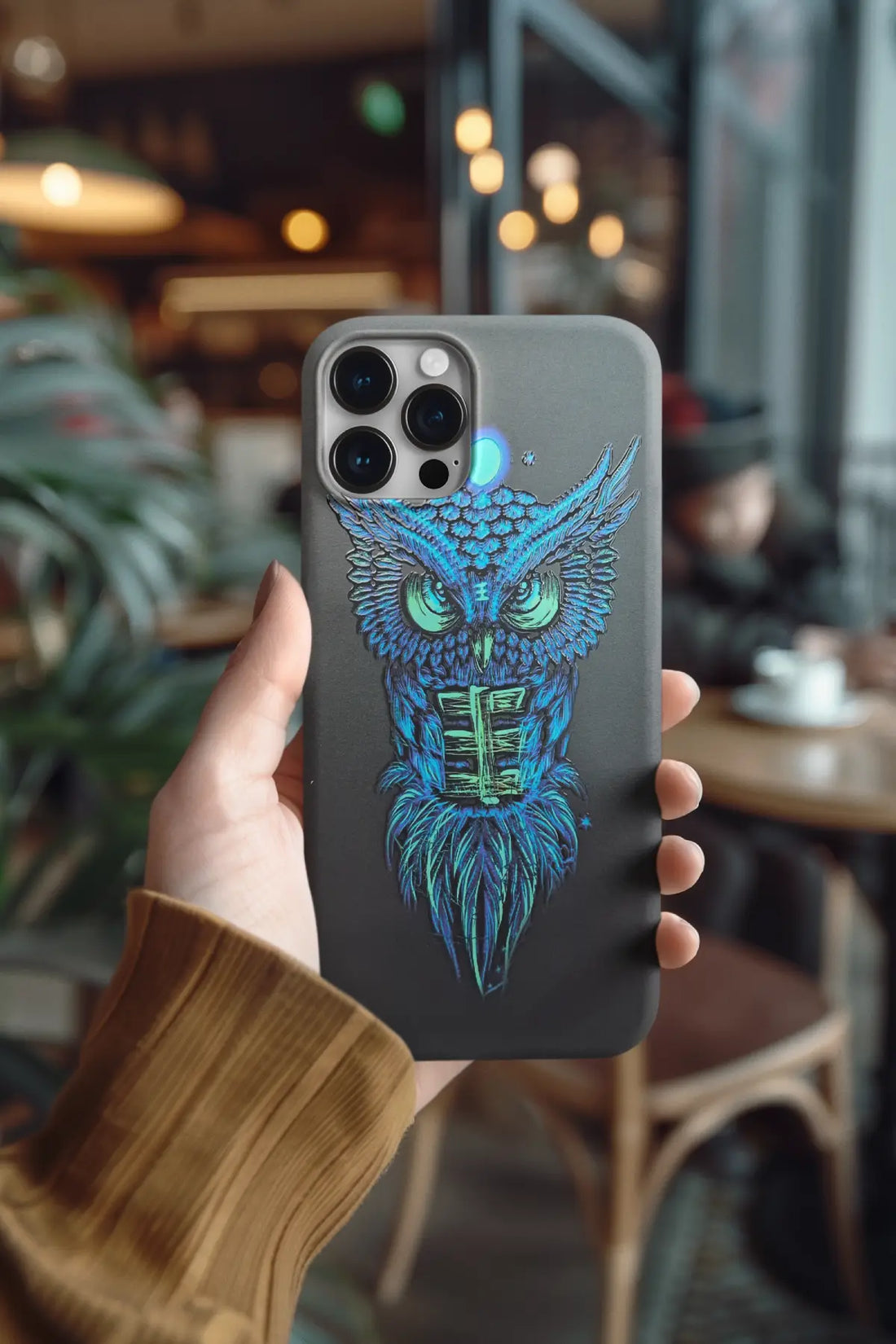 Blue Owl Mobile Skin 1210